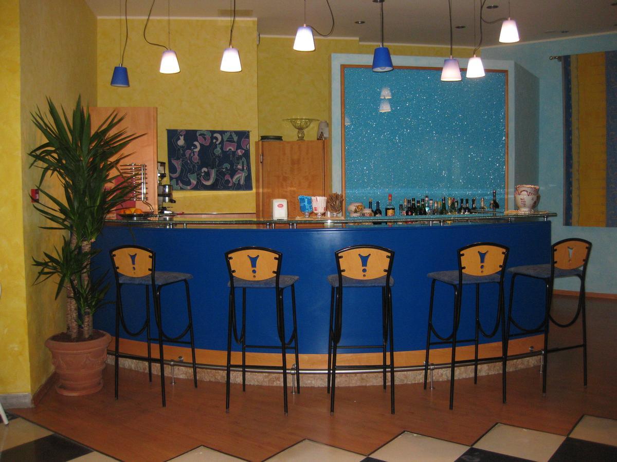 Hotel Silvi Silvi Marina Buitenkant foto